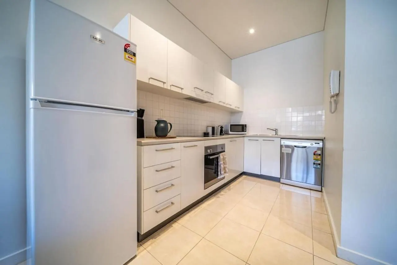 Floral On Frew Adelaide Apartment