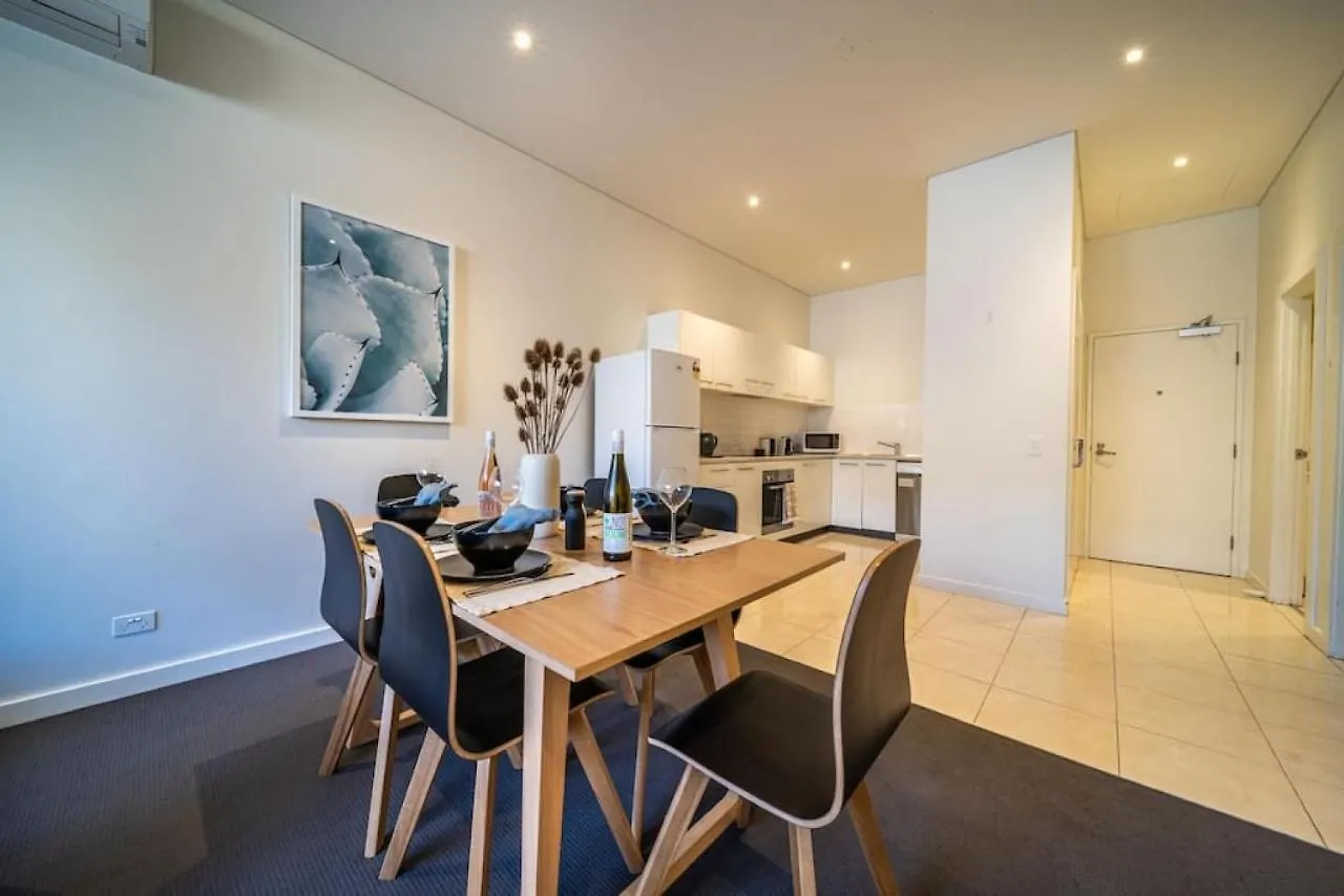 Floral On Frew Adelaide Apartment 0*,  Australia